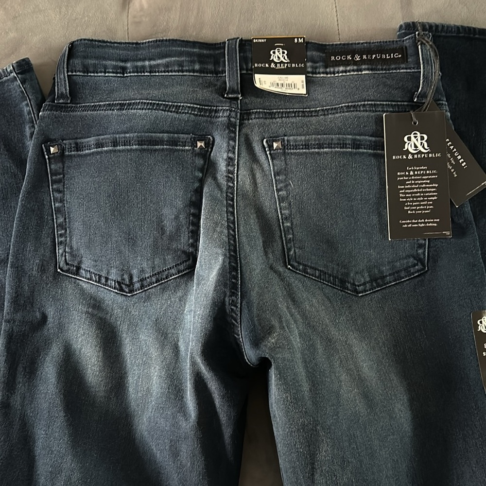 Rock & Republic Skinny Berlin Jeans in dark wash with studding detail Sz 8M NWT - Picture 5 of 12